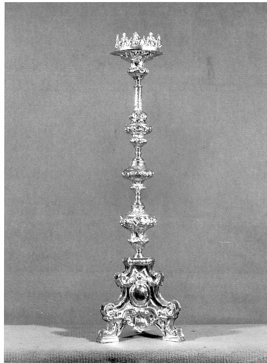 candeliere d'altare, serie - ambito lombardo (sec. XVIII)
