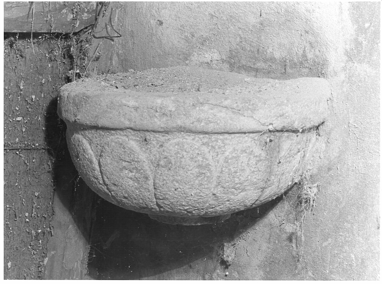 acquasantiera da parete, coppia - ambito valtellinese (sec. XVIII)