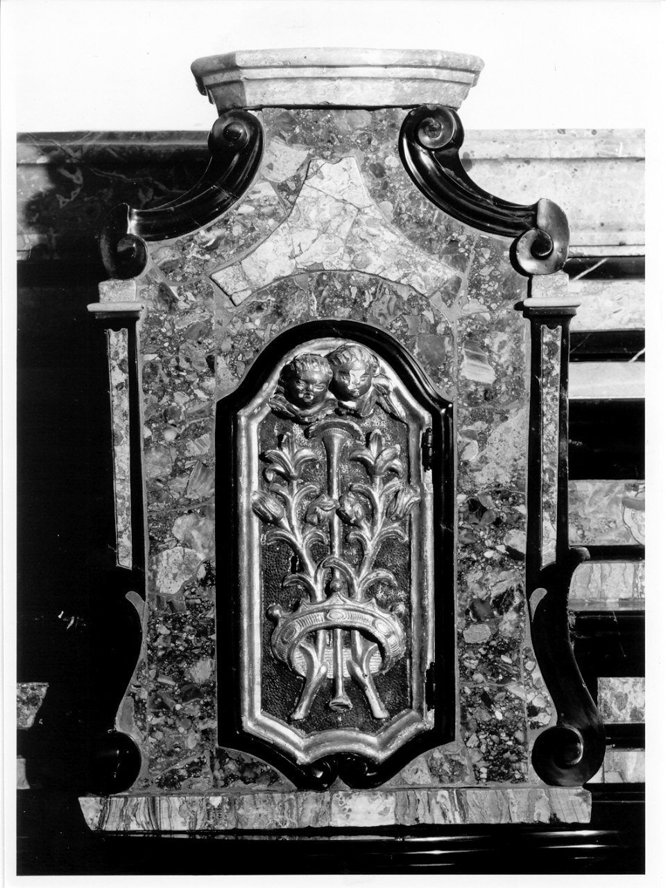 tabernacolo - a tempietto, elemento d'insieme - ambito valtellinese (sec. XVIII)