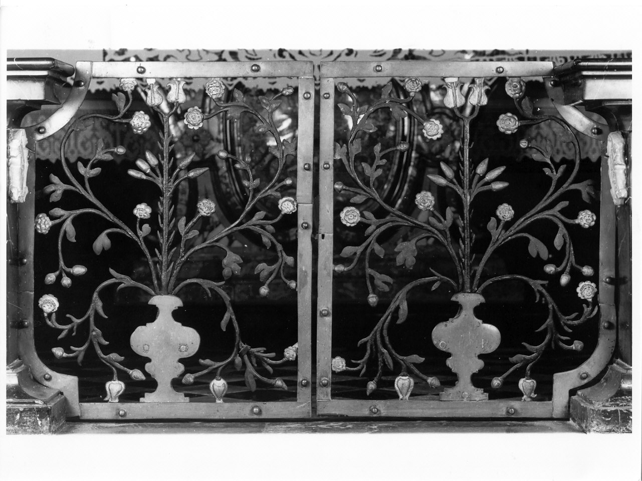 cancellata di balaustrata, opera isolata - ambito valtellinese (seconda metà sec. XVIII)