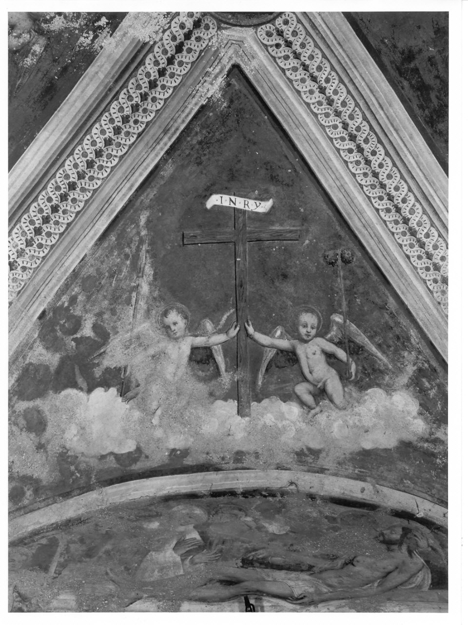 angeli con strumento della passione: croce (dipinto, elemento d'insieme) di Valorsa Cipriano (sec. XVI)