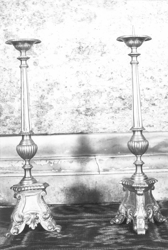 candeliere d'altare, serie - bottega italiana (prima metà sec. XX)