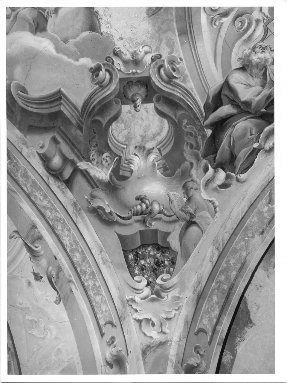 quadratura architettonica (dipinto, elemento d'insieme) di Petrini Giuseppe Antonio (attribuito) (seconda metà sec. XVIII)