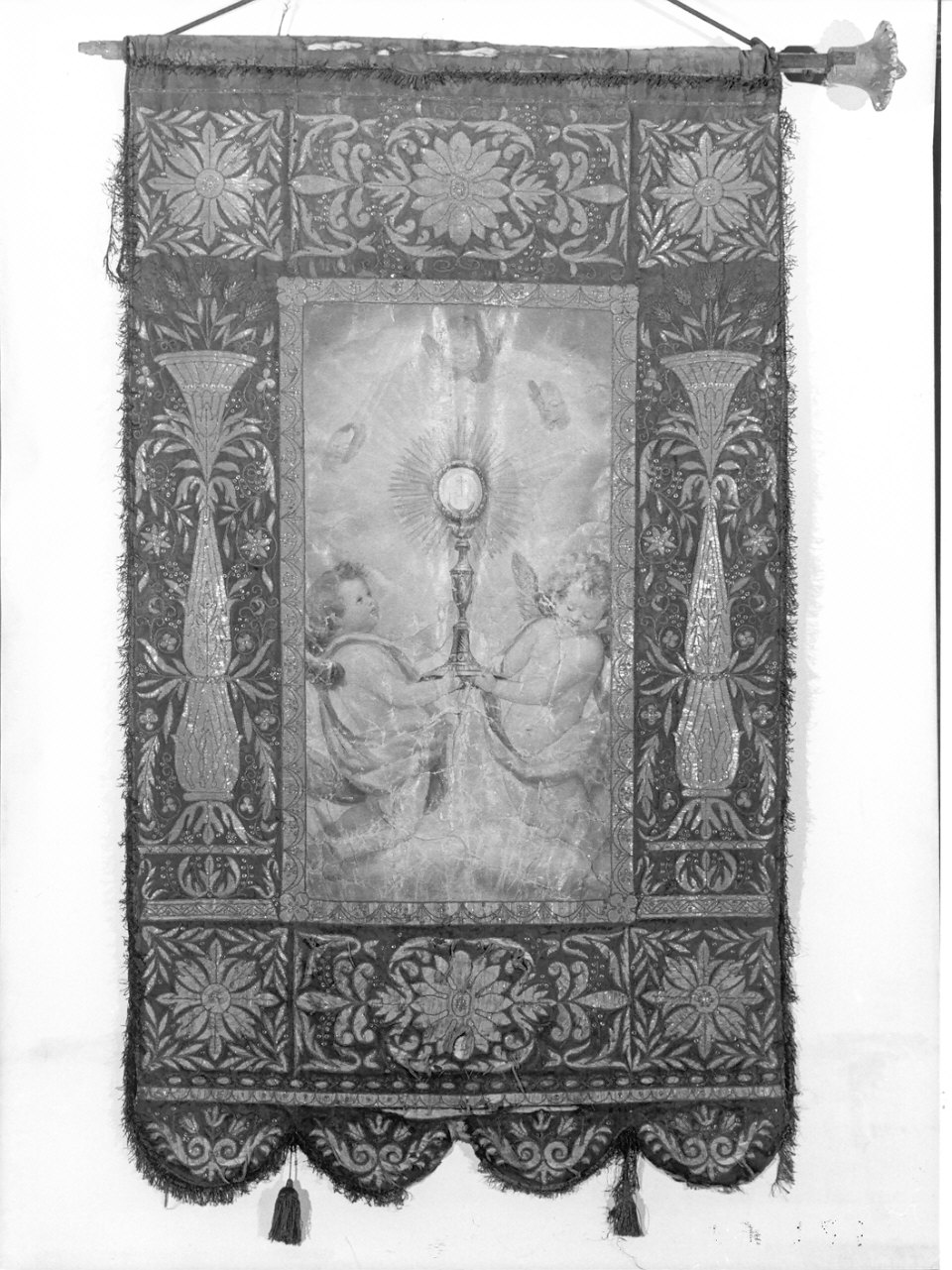 Madonna Addolorata (stendardo processionale, opera isolata) - manifattura lombarda (prima metà sec. XIX)