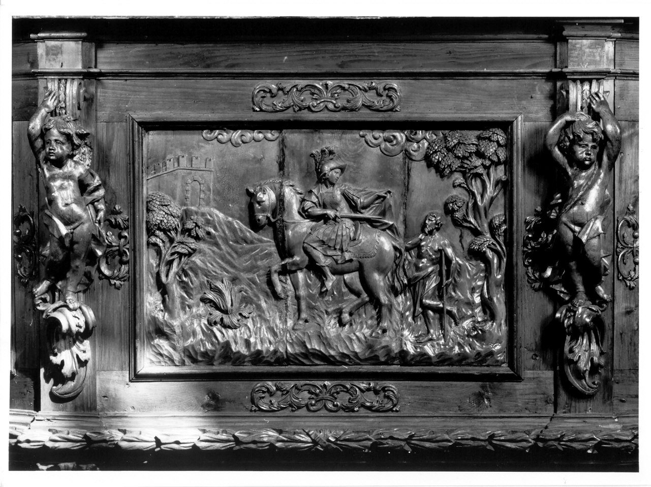 San Martino dona parte del mantello al povero (pannello di balaustrata, elemento d'insieme) di Albiolo Giovanni (sec. XVIII)
