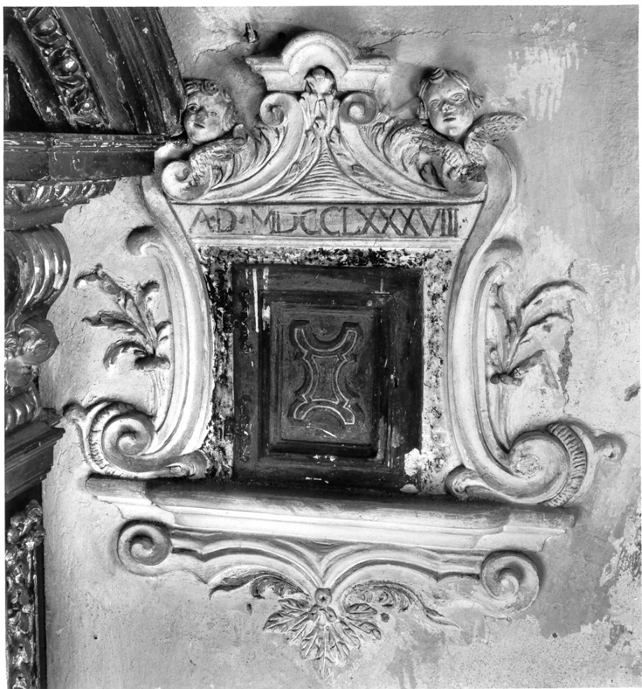 armadietto per oli santi, opera isolata - ambito valtellinese (sec. XVIII)