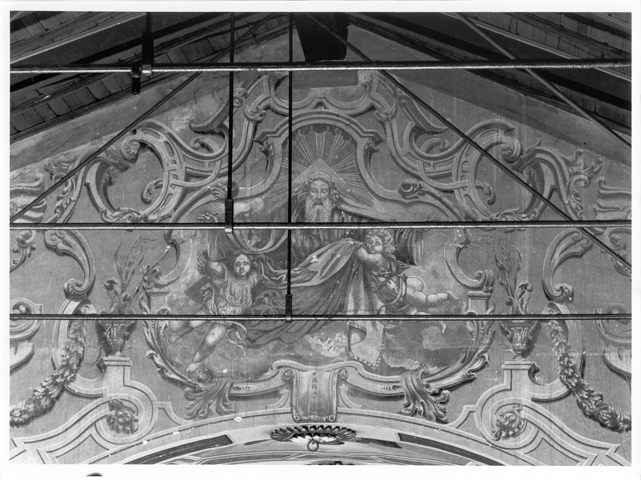 motivi decorativi vegetali/ figure allegoriche e elementi architettonici/ Dio Padre adorato dagli angeli (decorazione pittorica, elemento d'insieme) - ambito lombardo (fine sec. XIX)