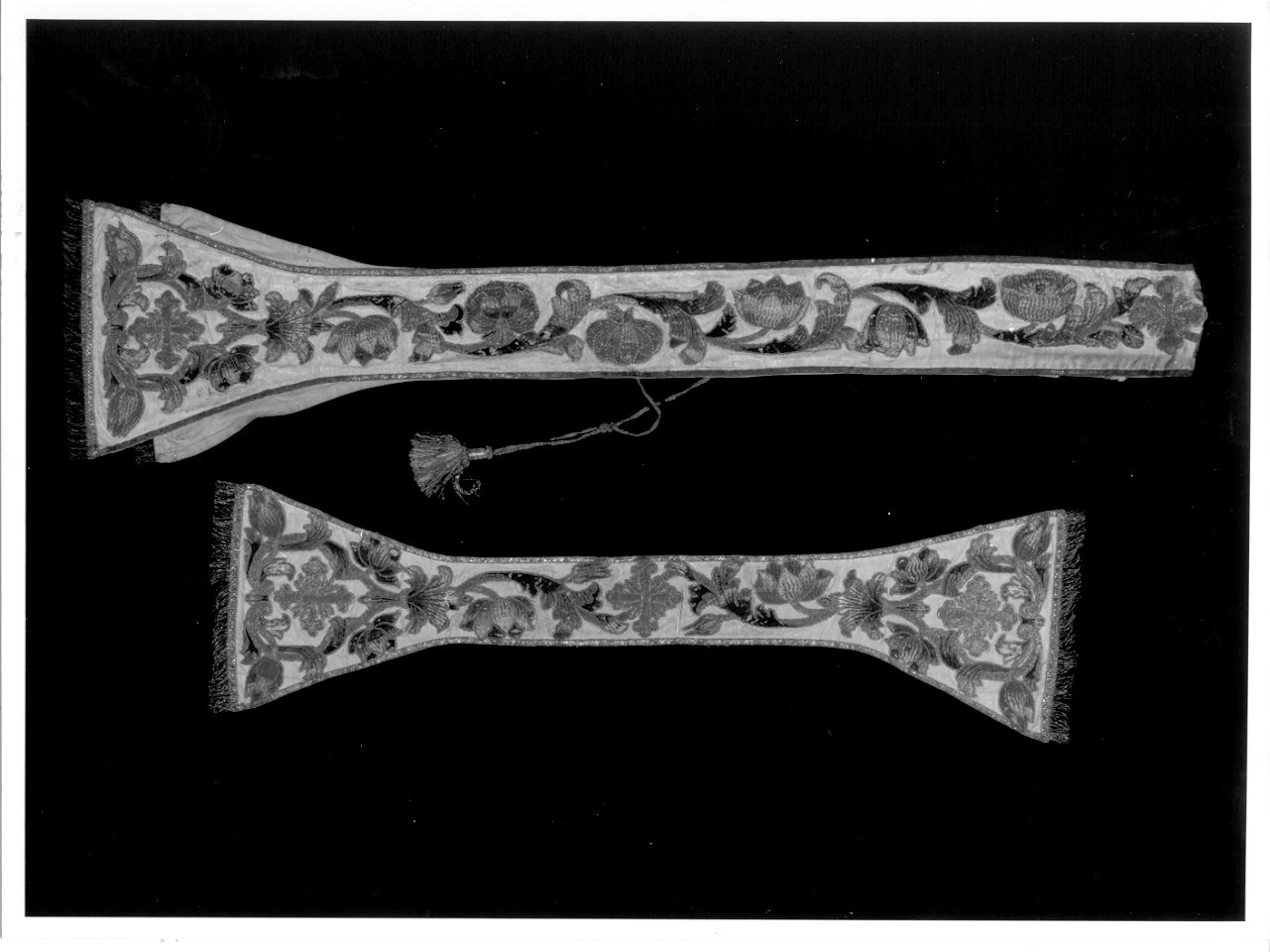 stola, elemento d'insieme - manifattura italiana (seconda metà sec. XVII)