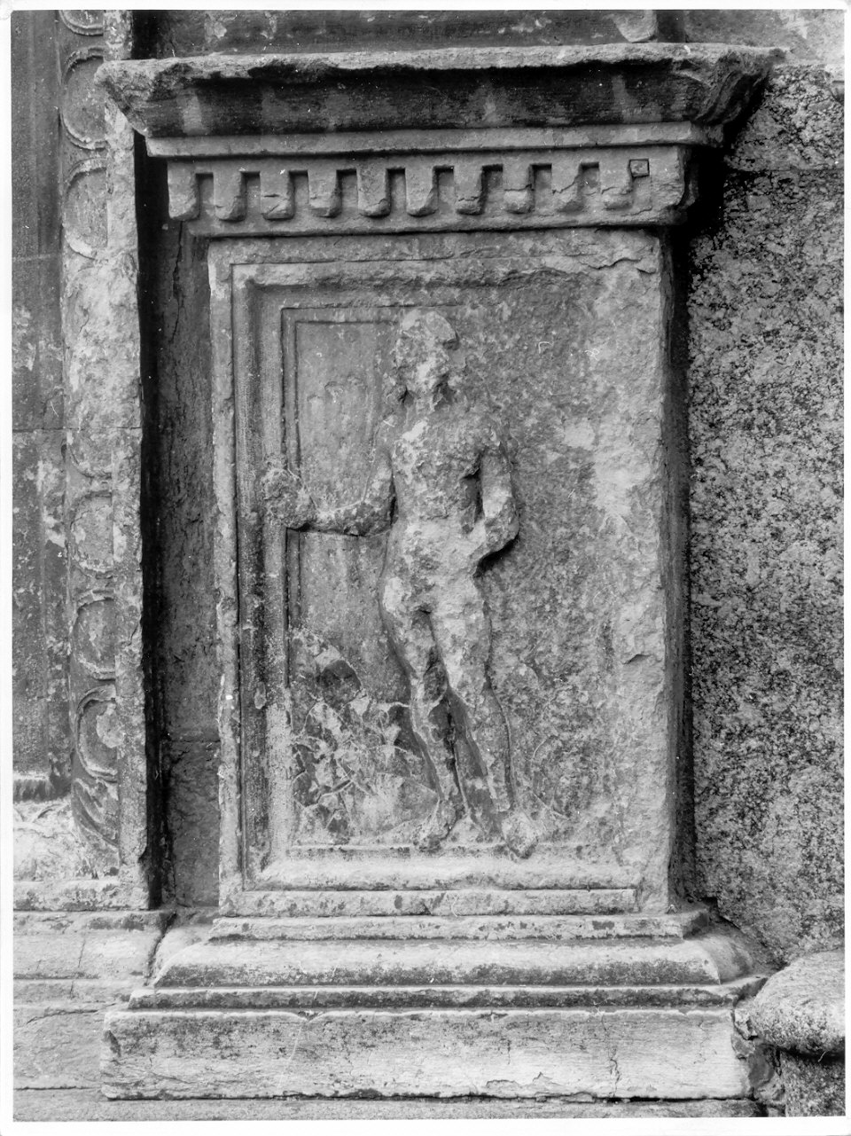 Eva (rilievo, elemento d'insieme) di Rodari Tommaso (sec. XVI)