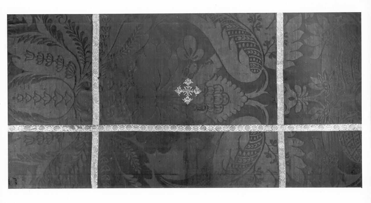 paliotto - a pannello piano, opera isolata - manifattura italiana (sec. XVII)