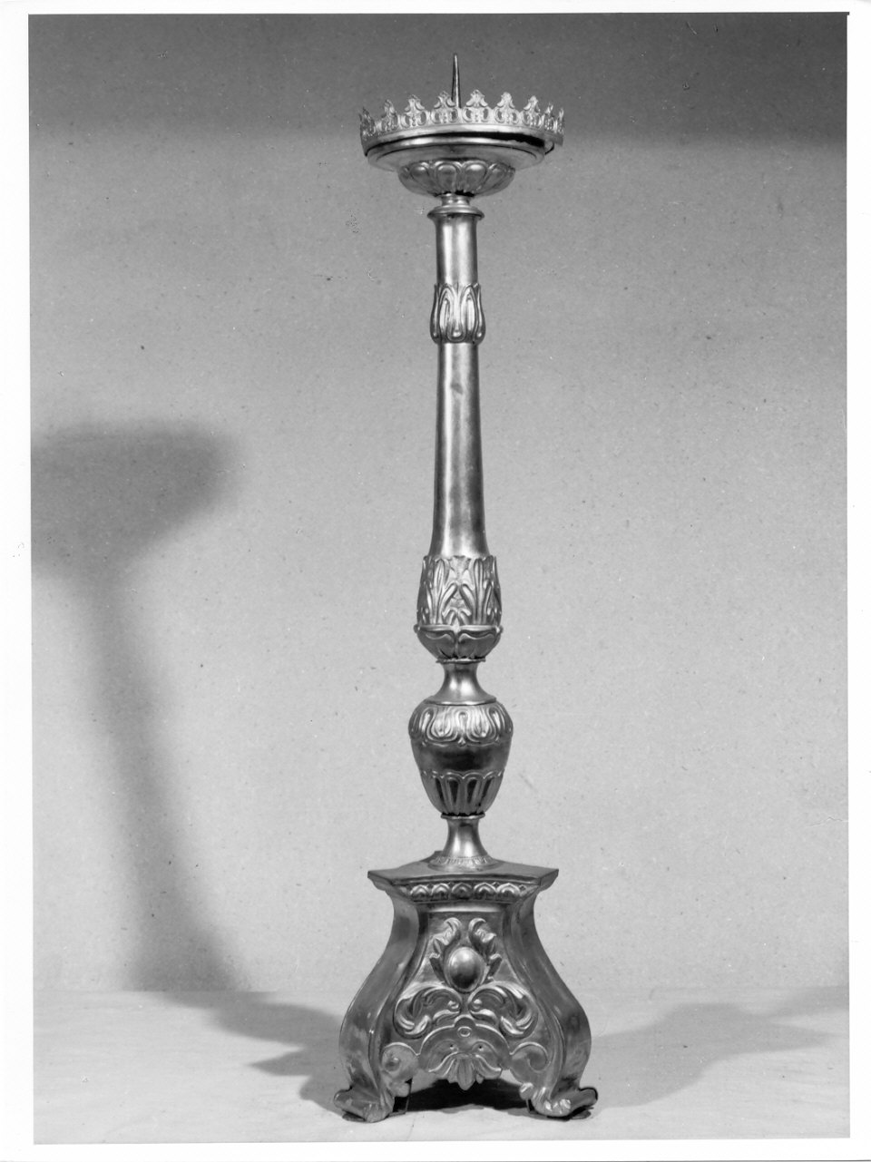 candeliere d'altare, serie - ambito lombardo (inizio sec. XIX)