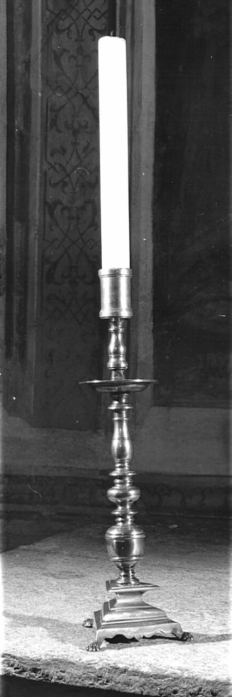 candeliere d'altare, serie - bottega lombarda (sec. XIX)