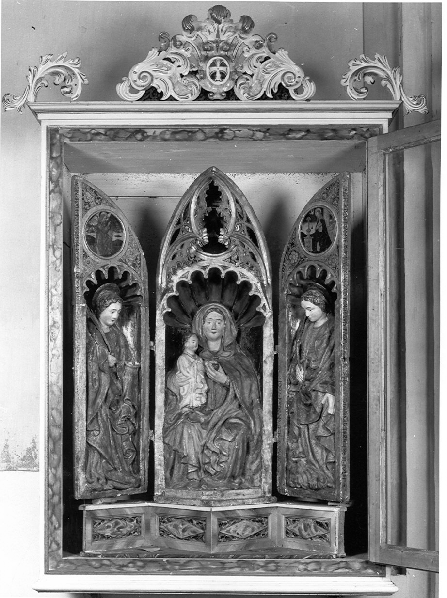 Madonna con Bambino e Sante (trittico, insieme) di Malacrida Giovanni Pietro (sec. XV)