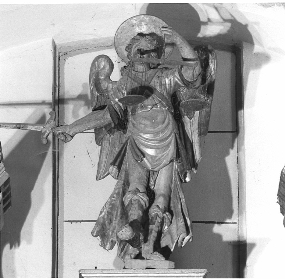 San Michele Arcangelo (statua, elemento d'insieme) - ambito valtellinese (sec. XVII)