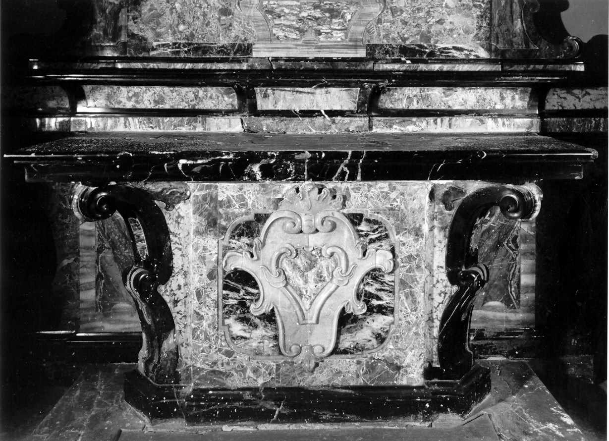 mensa d'altare, elemento d'insieme - ambito lombardo (sec. XVII)