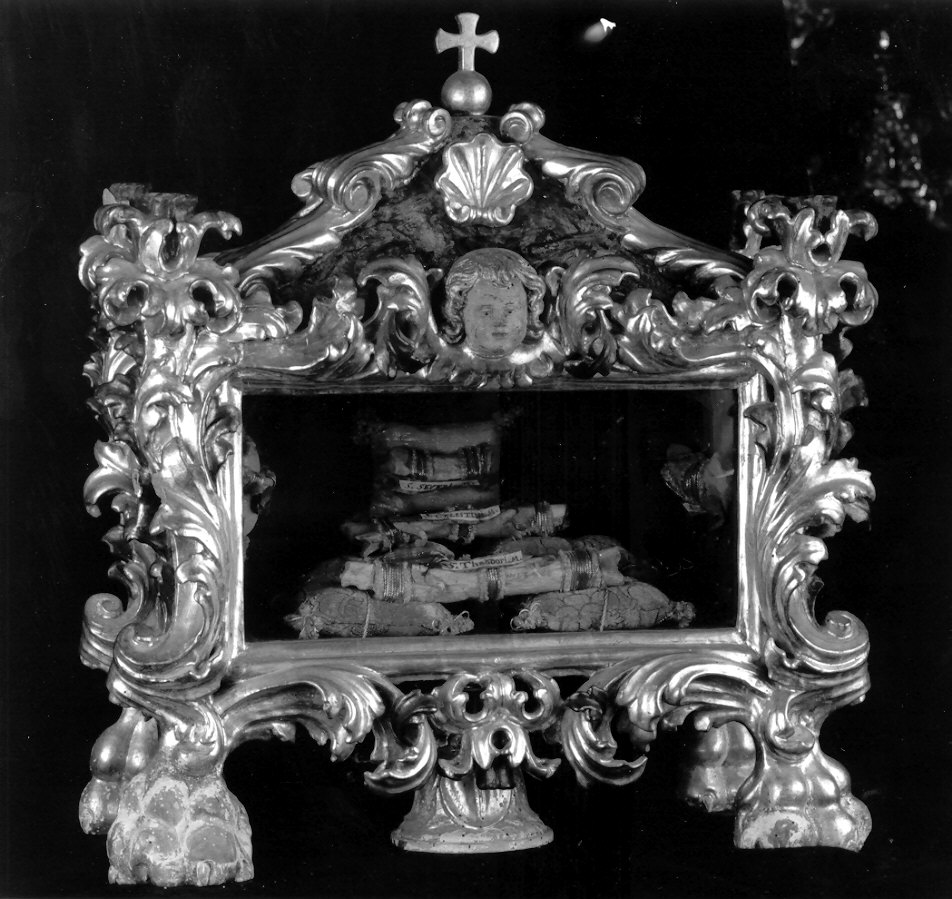 reliquiario a teca - a urna - ambito Italia centrale (sec. XVII)