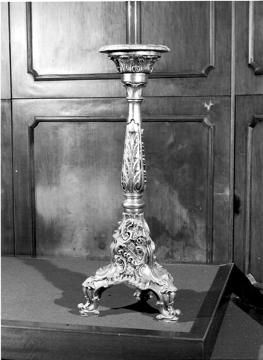 candeliere, opera isolata - bottega lombarda (sec. XVIII)