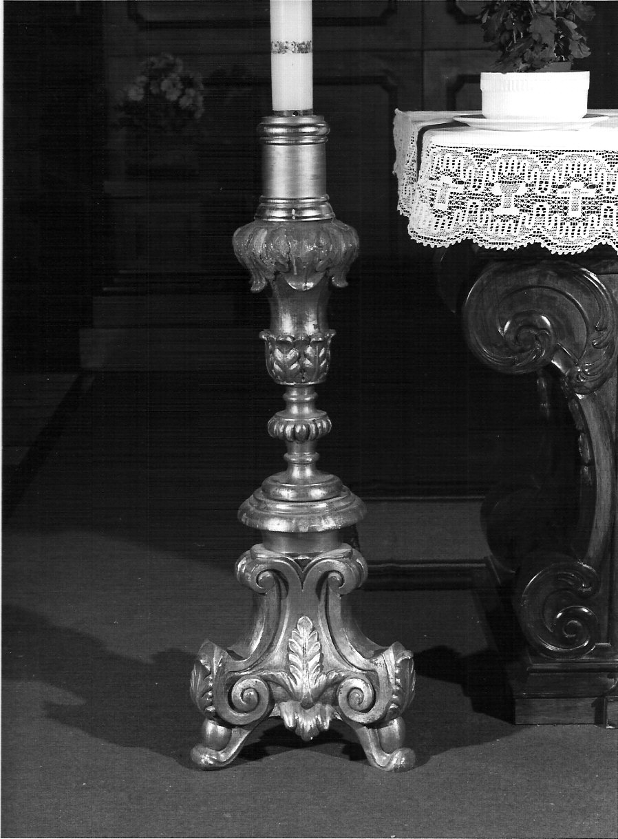 candeliere, opera isolata - bottega lombarda (sec. XVIII)