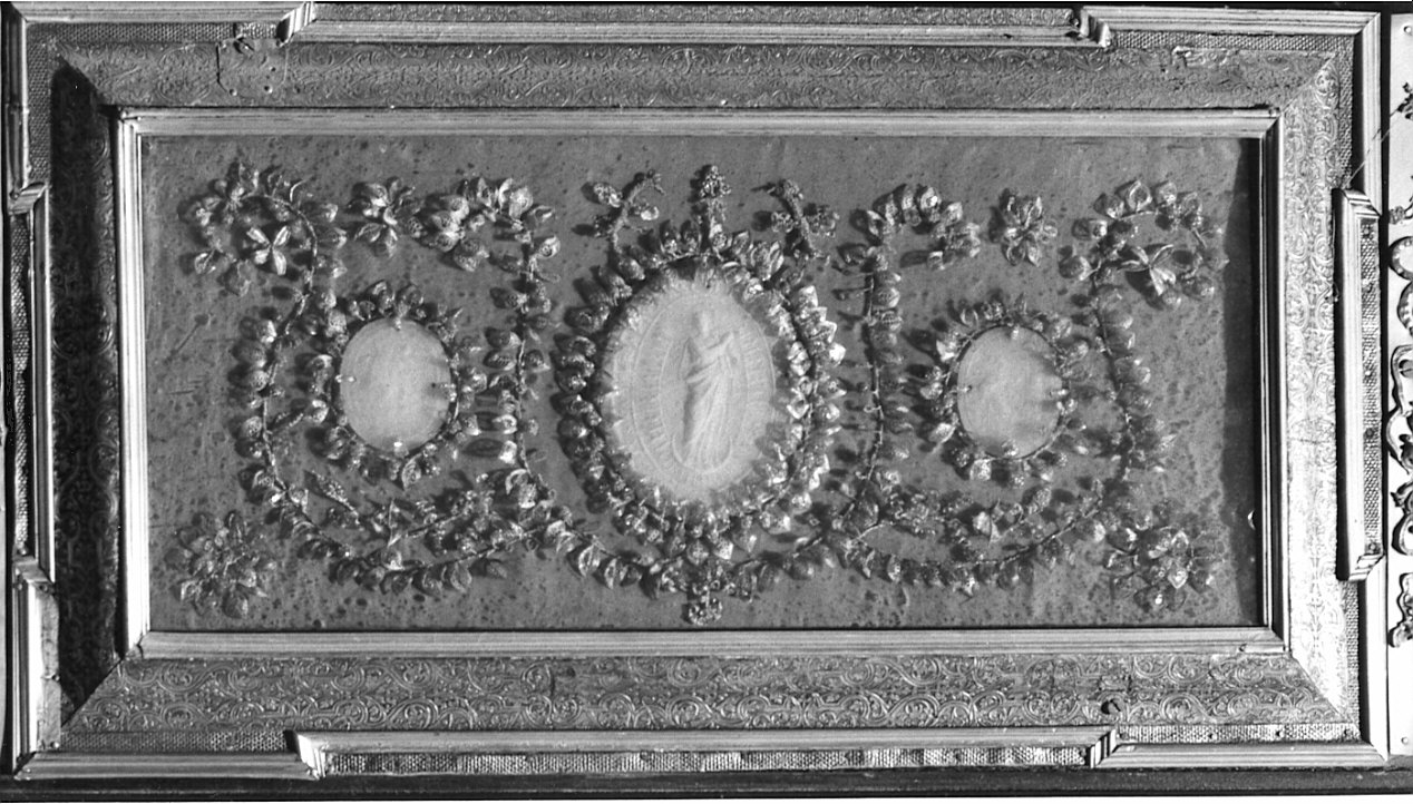 decorazione plastica, opera isolata - bottega lombarda (seconda metà sec. XVII)