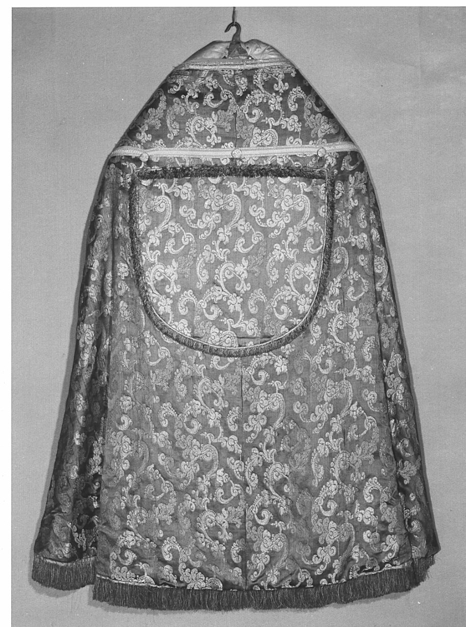 piviale, opera isolata - manifattura veneta (inizio sec. XVIII)