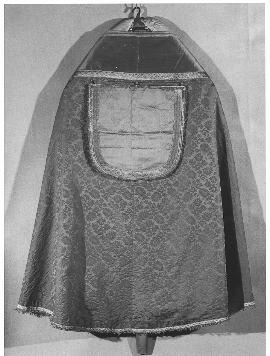 piviale, coppia - manifattura italiana (inizio sec. XVII)