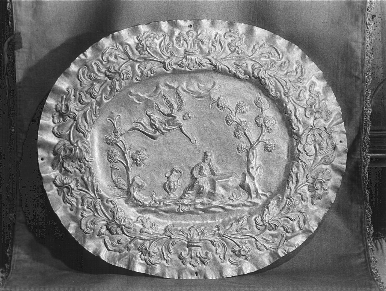 vassoio, coppia - bottega lombarda (fine/inizio secc. XVII/ XVIII)