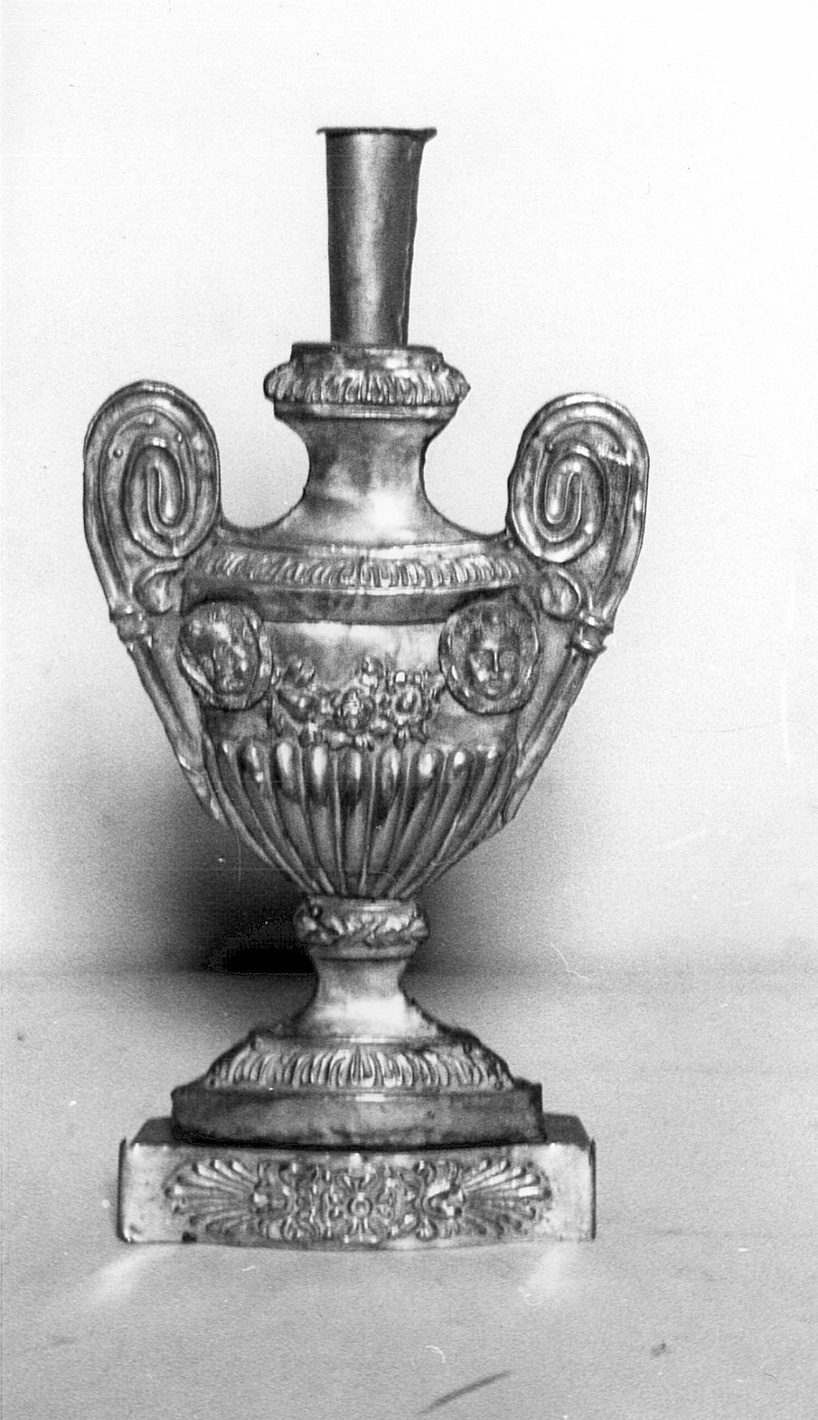 vaso d'altare con composizione floreale, serie - bottega bergamasca (metà sec. XIX)