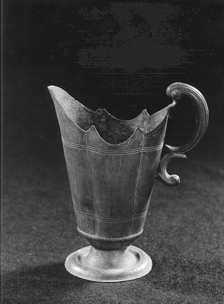 brocca, opera isolata - bottega lombardo-veneto (prima metà sec. XVIII)