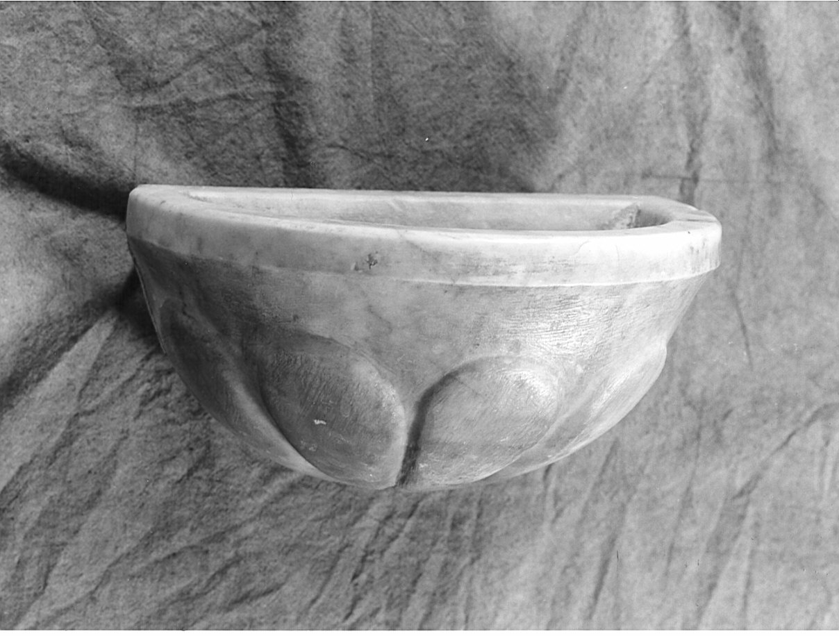 acquasantiera da parete, opera isolata - bottega bergamasca (sec. XIX)