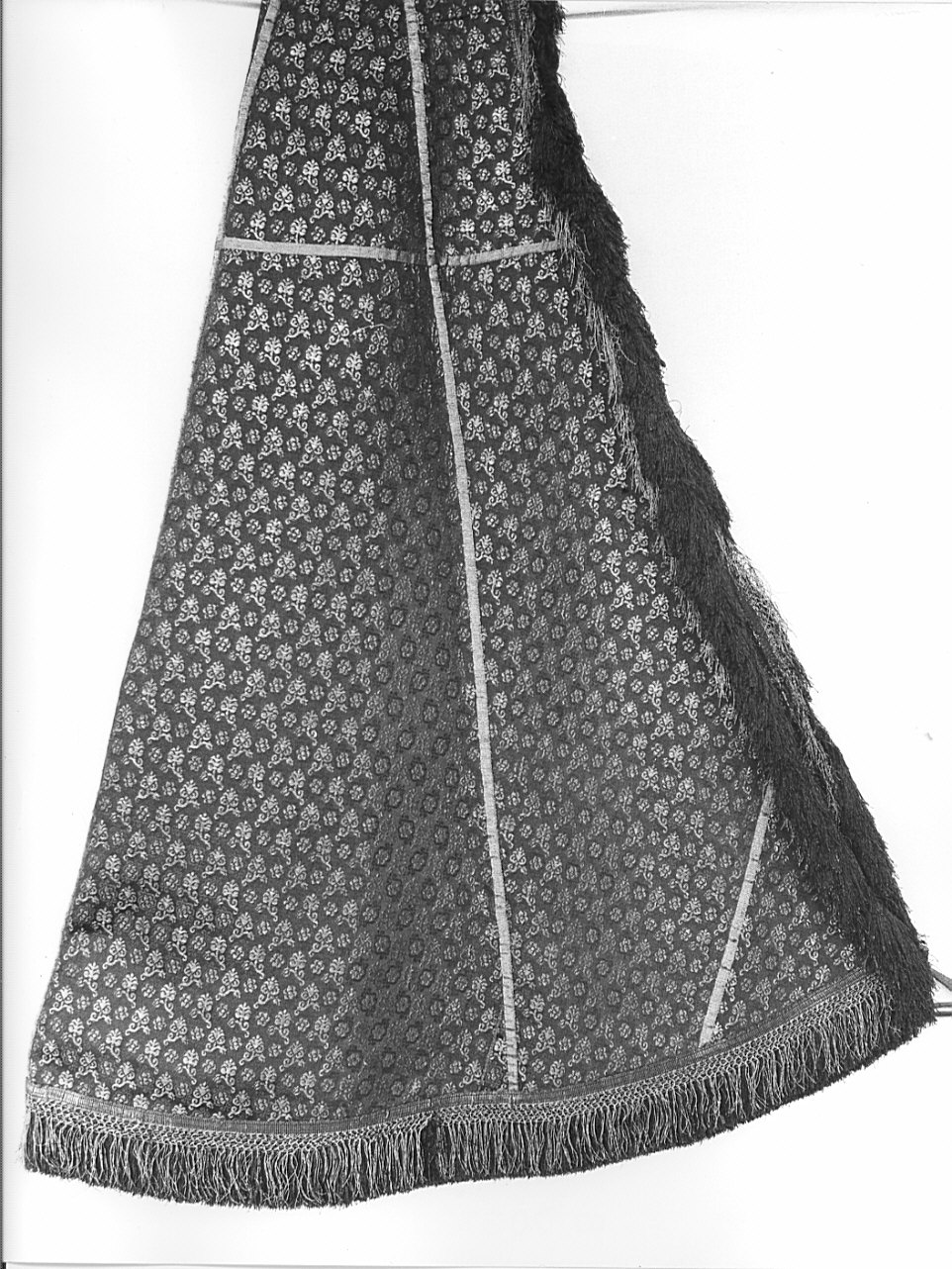 cortina, opera isolata - manifattura milanese (inizio sec. XVI)