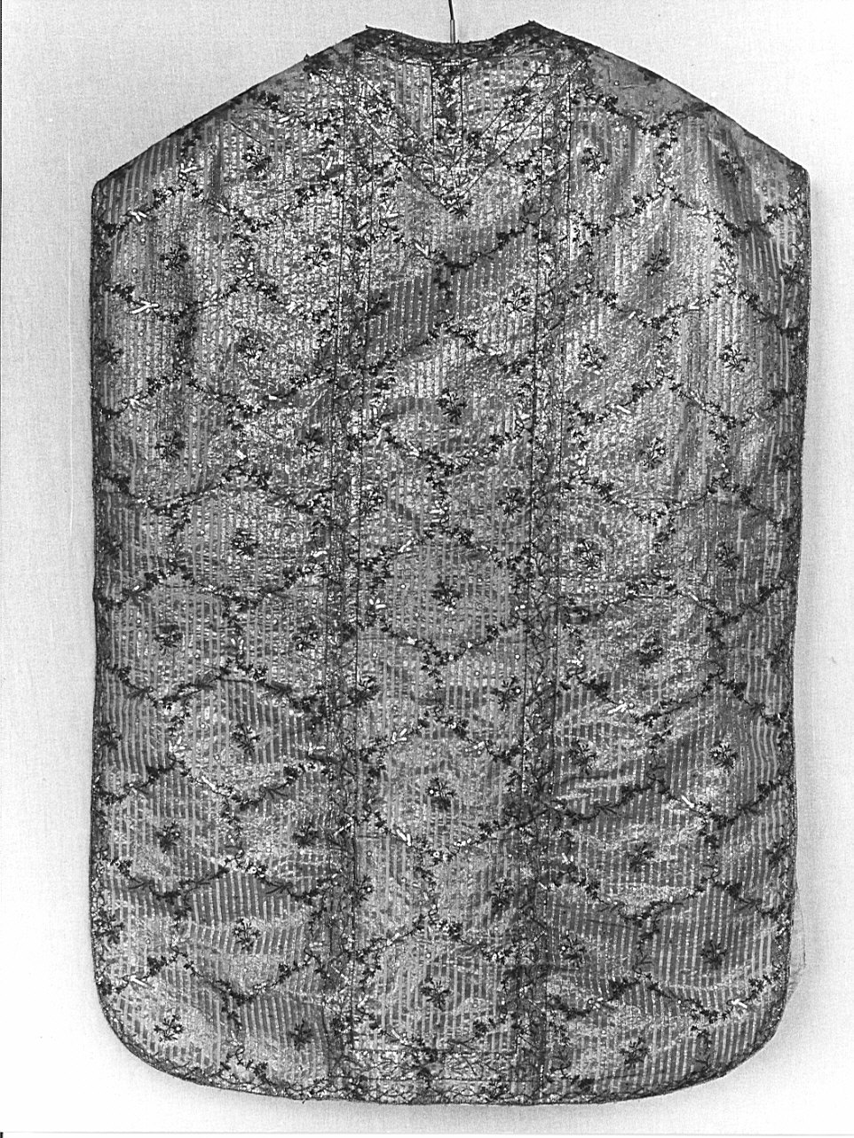 paramento liturgico, insieme - manifattura francese (?) (ultimo quarto sec. XVIII)