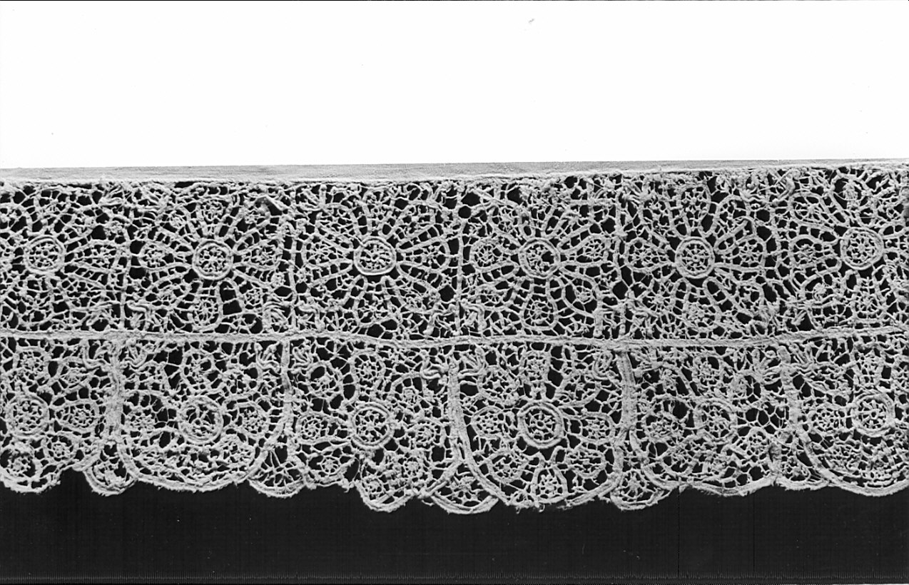 tovaglia d'altare, opera isolata - manifattura lombarda (secondo quarto sec. XVII)