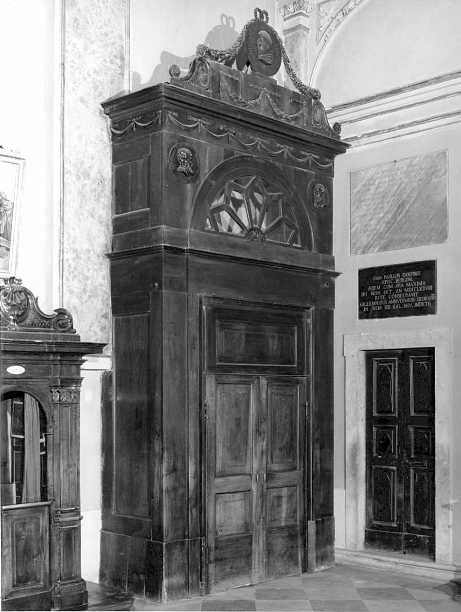bussola d'ingresso, coppia di Elia Simone, Arcaini Giacomo (sec. XIX)