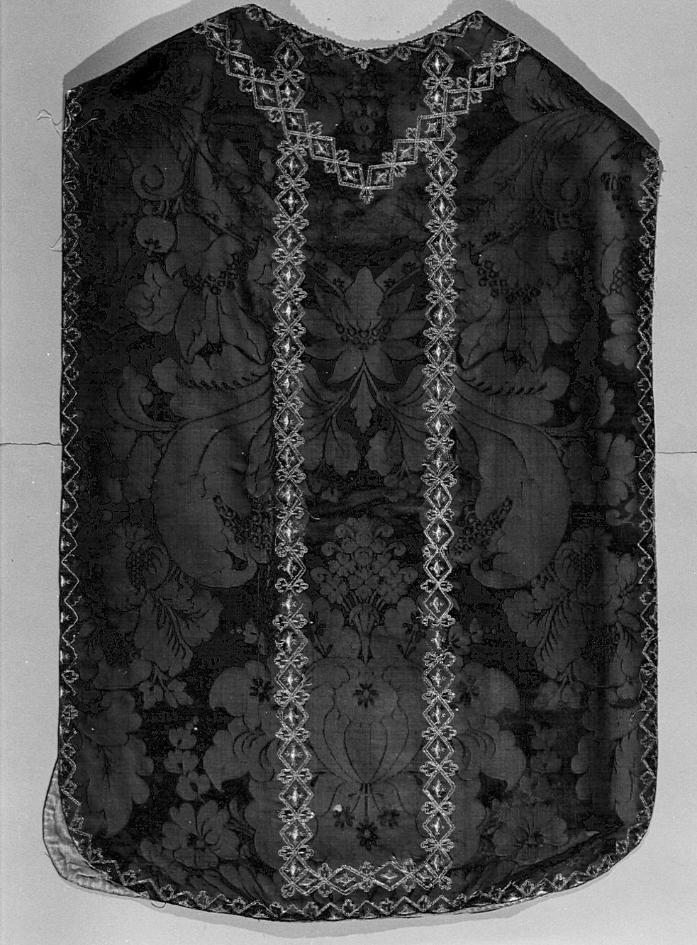 paramento liturgico, insieme - manifattura bergamasca (?) (sec. XVIII)