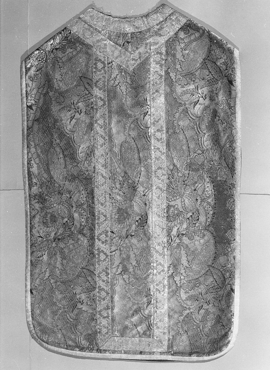 paramento liturgico, insieme - manifattura veneziana (fine/inizio secc. XVII/ XVIII)