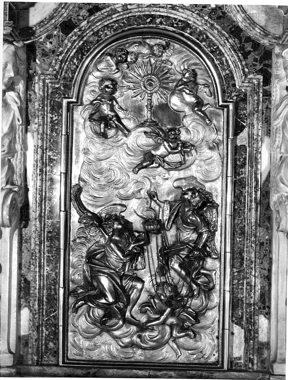 trionfo dell'Eucaristia (rilievo, opera isolata) di Fantoni Andrea (scuola) (metà sec. XVIII)