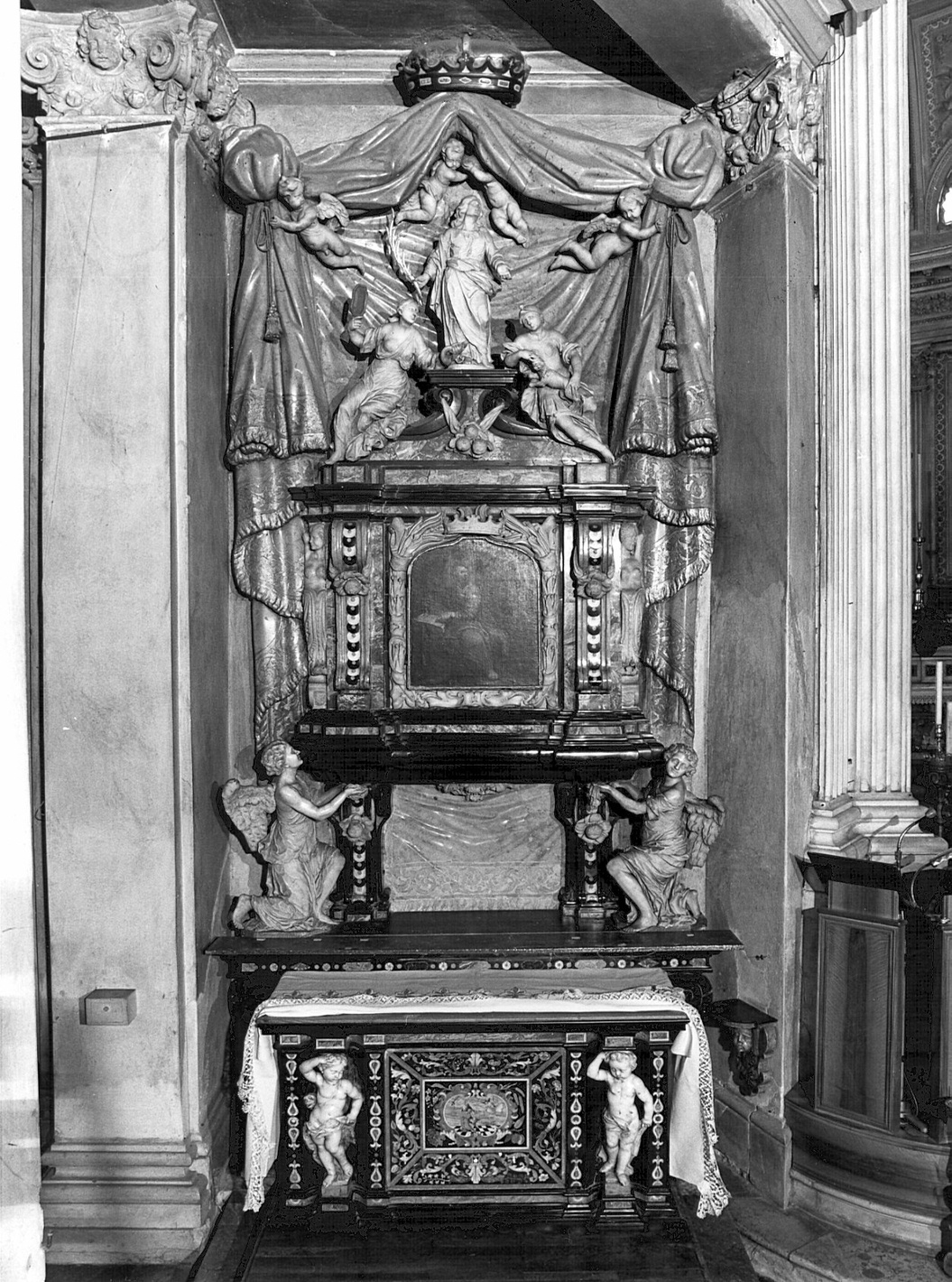 altare, opera isolata di Mazzetti Pietro (inizio sec. XVIII)