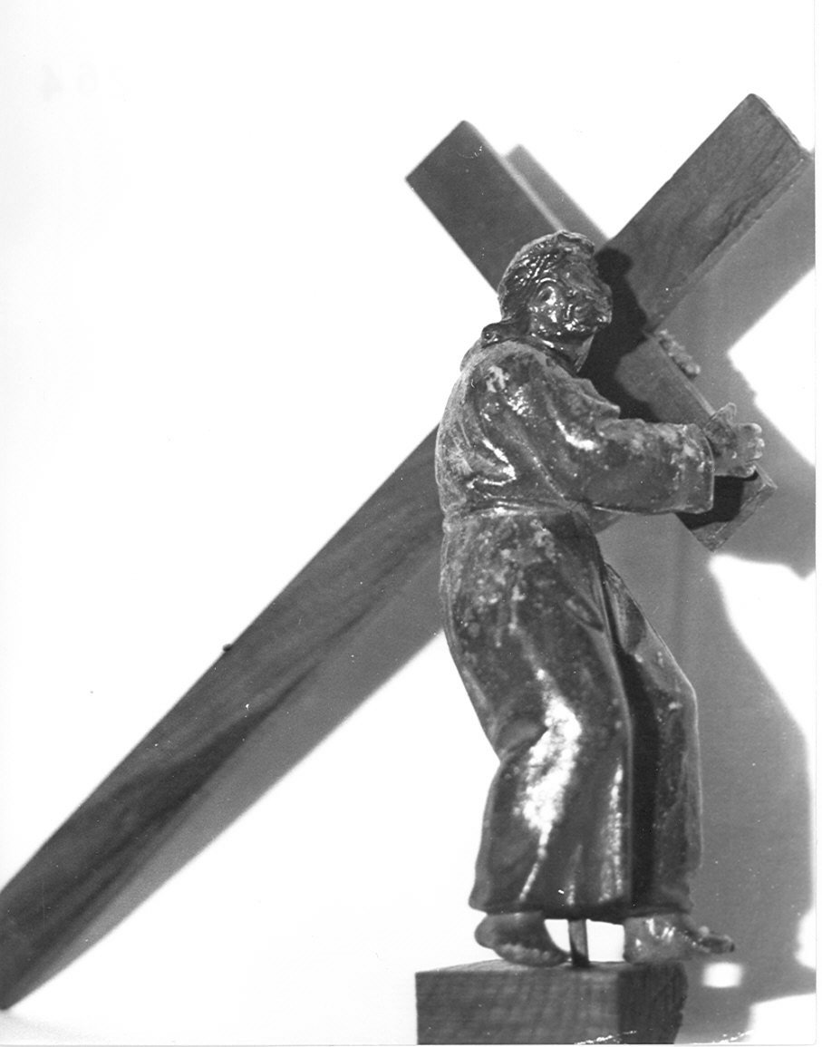 Cristo portacroce (statuetta, elemento d'insieme) di Fantoni Andrea (scuola) (sec. XVIII)