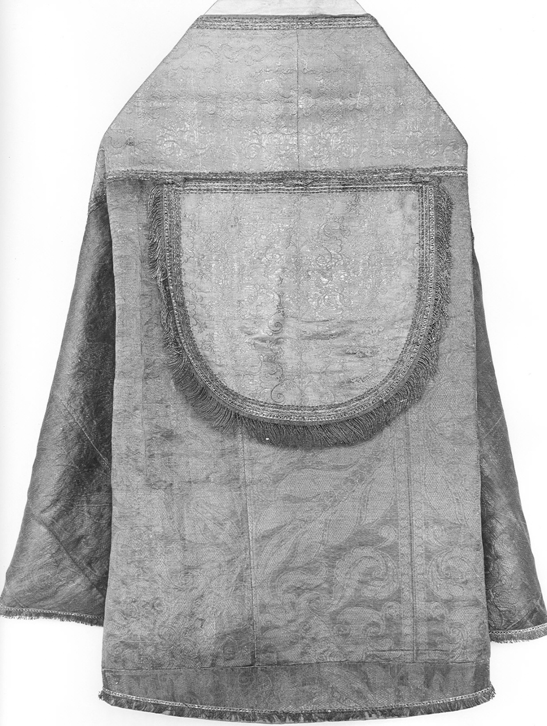 piviale, opera isolata - manifattura italiana (prima metà, inizio sec. XVIII, sec. XX)