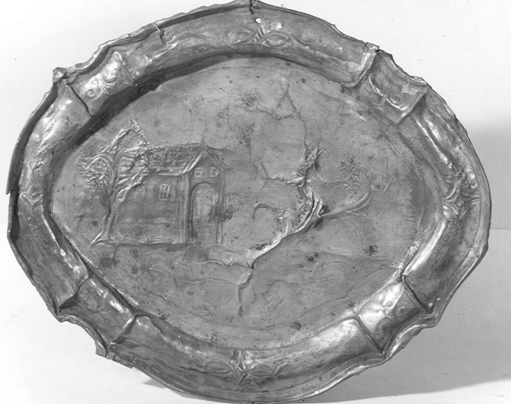 vassoio, opera isolata - bottega bergamasca (sec. XVIII)