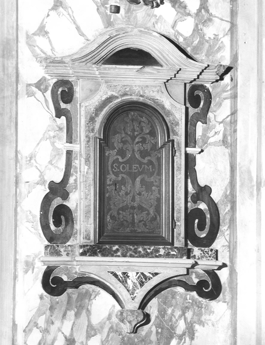 armadietto per oli santi, opera isolata - bottega bergamasca (sec. XVIII)