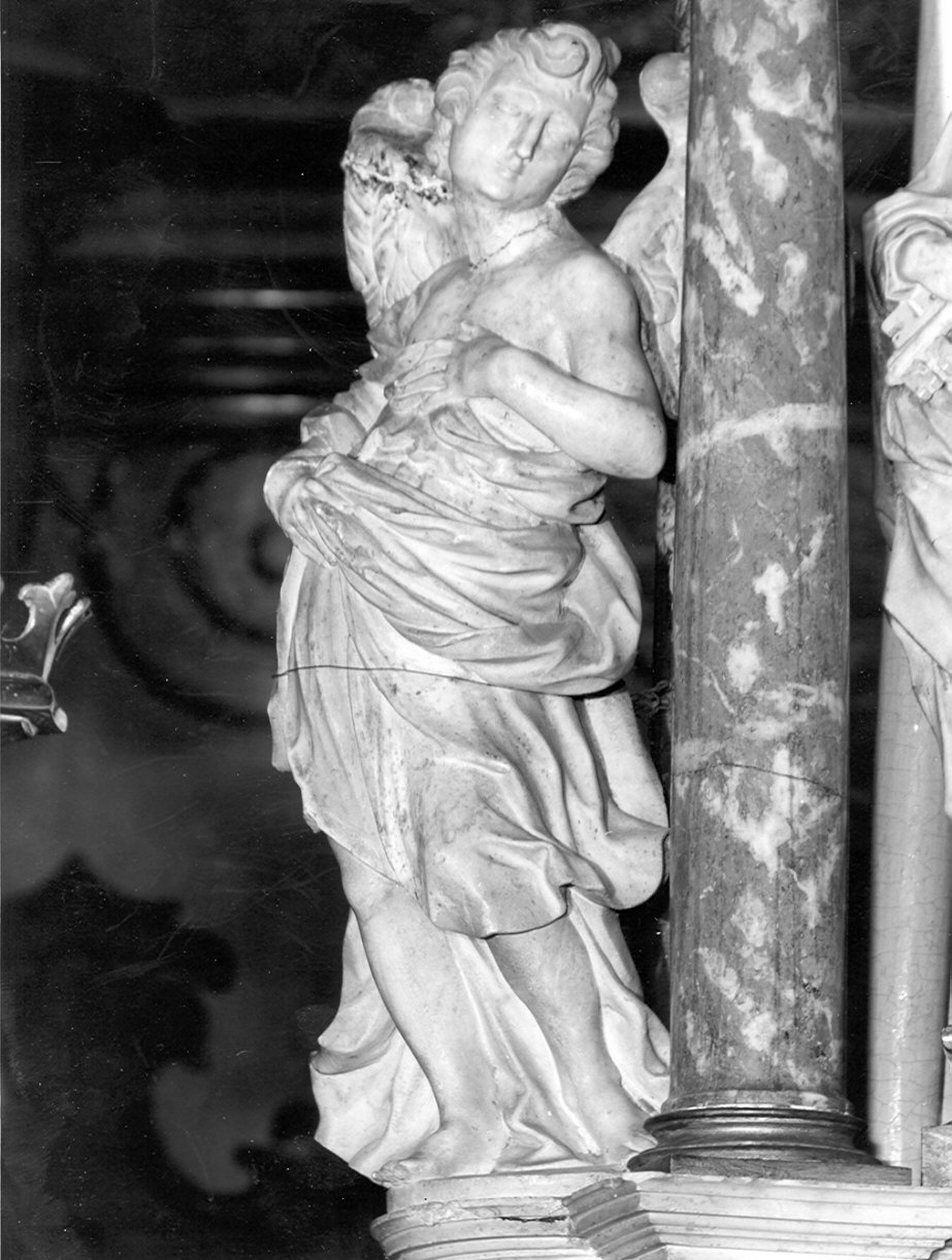 angelo (statua, elemento d'insieme) - bottega bergamasca (ultimo quarto sec. XVIII, sec. XVIII)