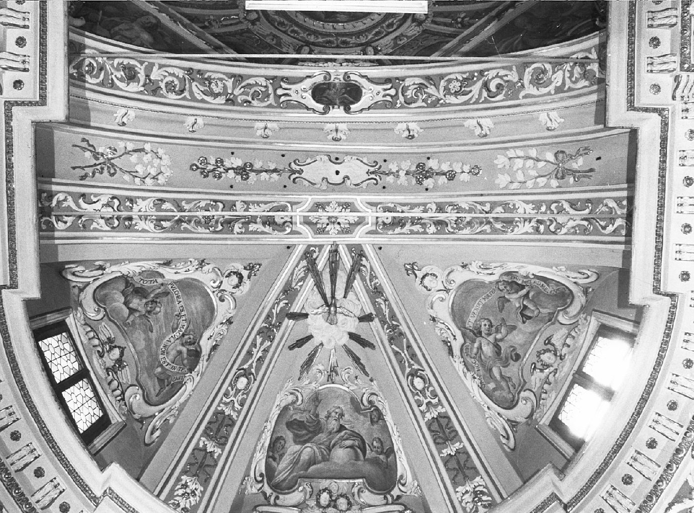 decorazione plastica, complesso decorativo di Camuzio Antonio (attribuito) (sec. XVIII)