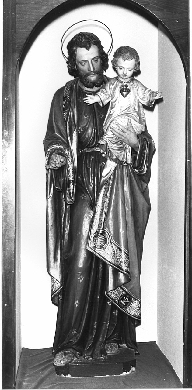 San Giuseppe e Gesù Bambino (statua, opera isolata) di Gritti Angelo (sec. XX)