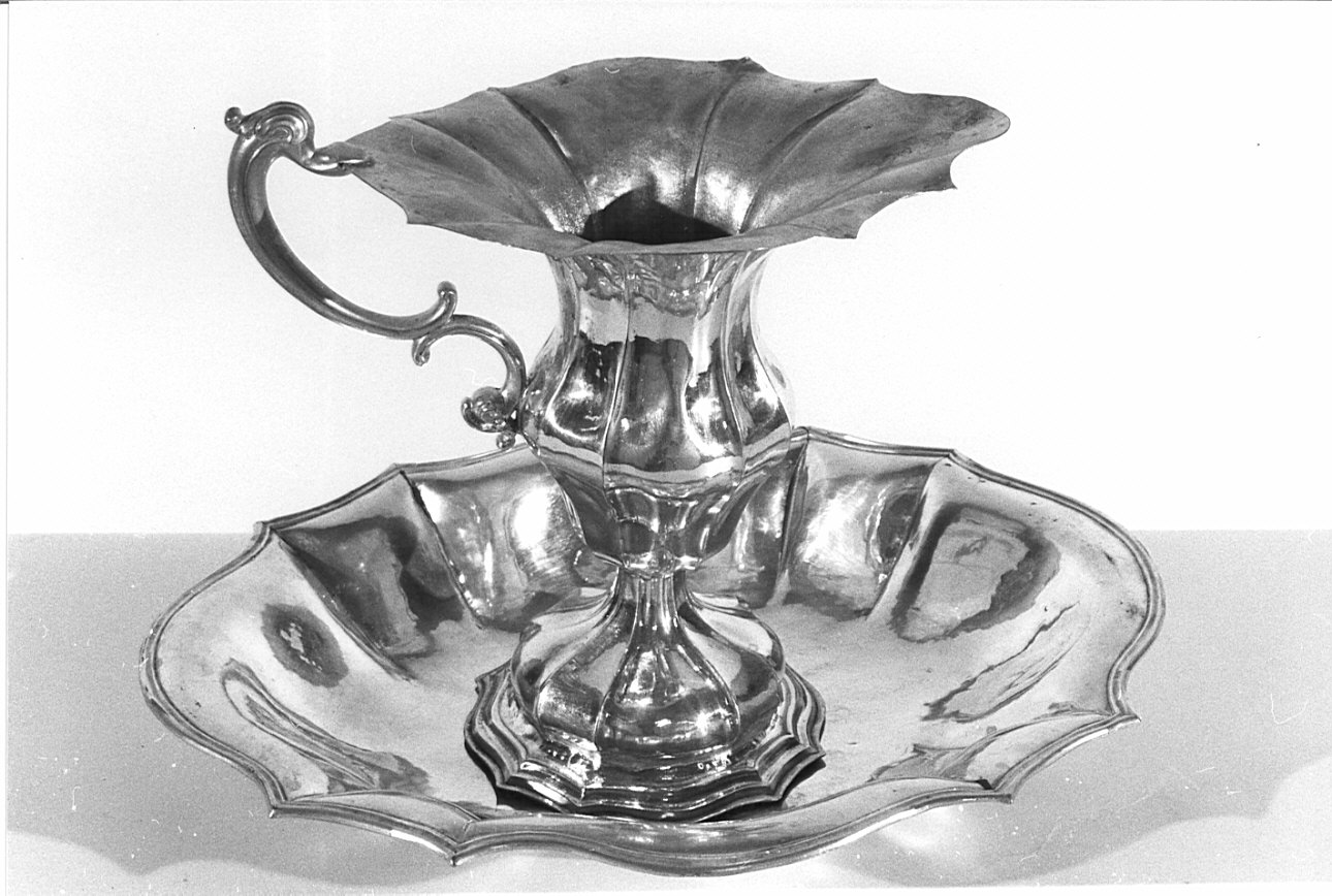 servizio da lavabo, opera isolata - bottega lombarda (secc. XVIII/ XIX)