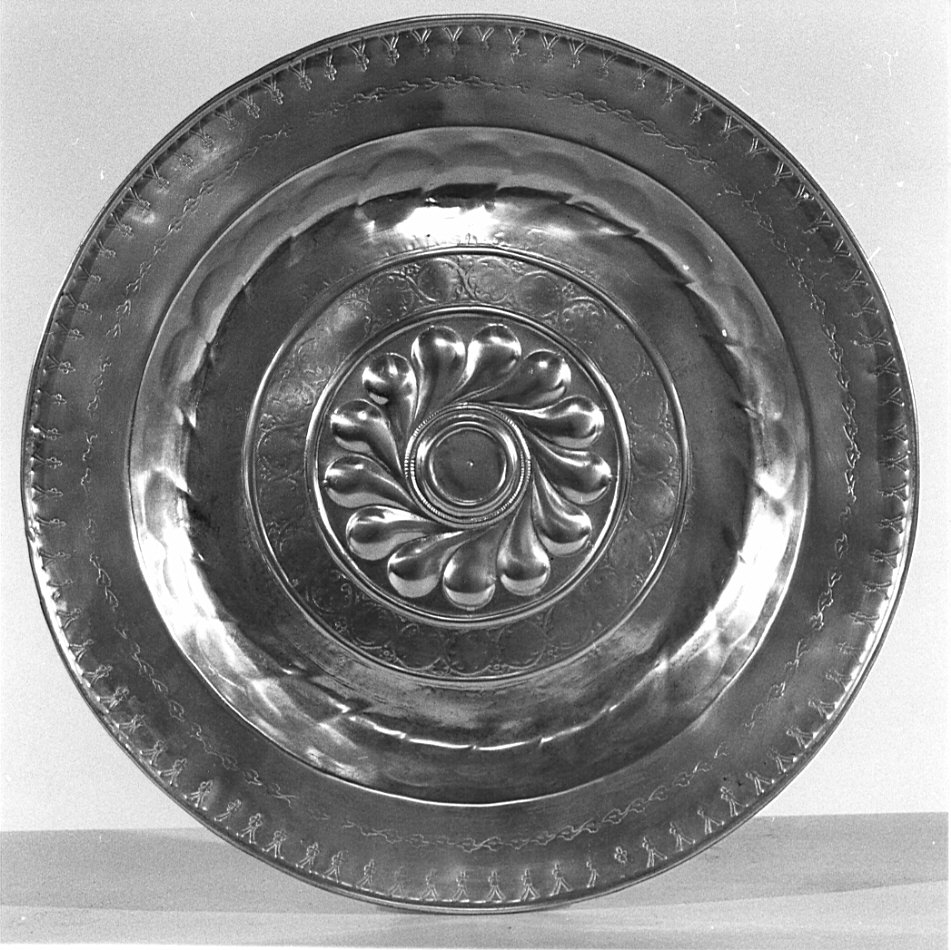 piatto per elemosine, opera isolata - bottega tedesca (fine/inizio secc. XVIII/ XIX)