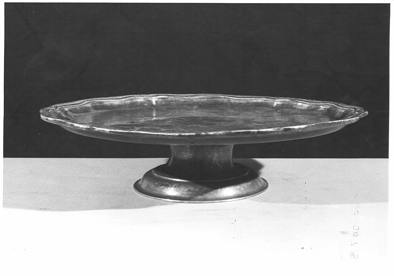 alzata, coppia - bottega lombarda (prima metà sec. XVIII)