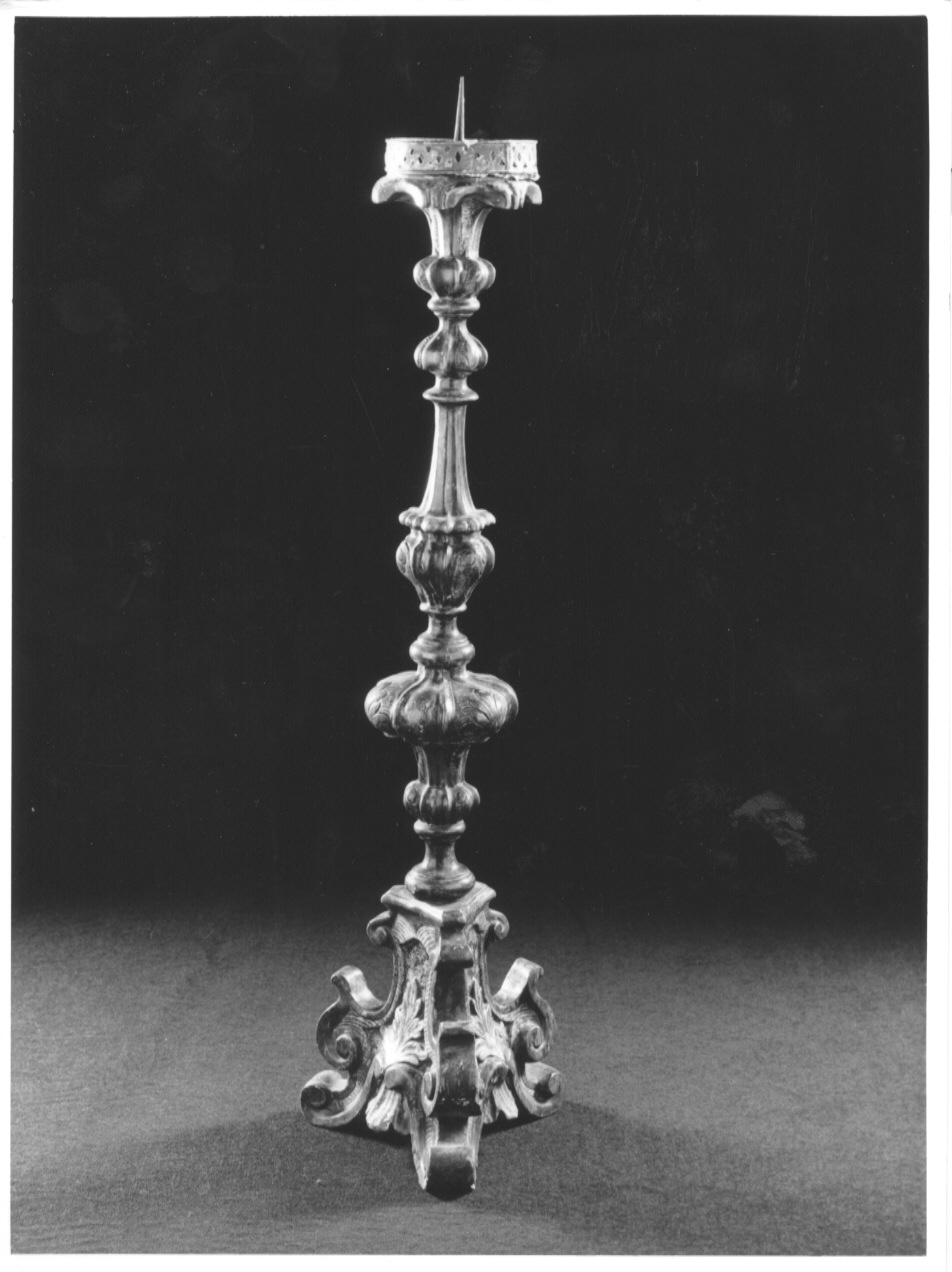 candeliere d'altare, serie - bottega lombarda (sec. XIX)