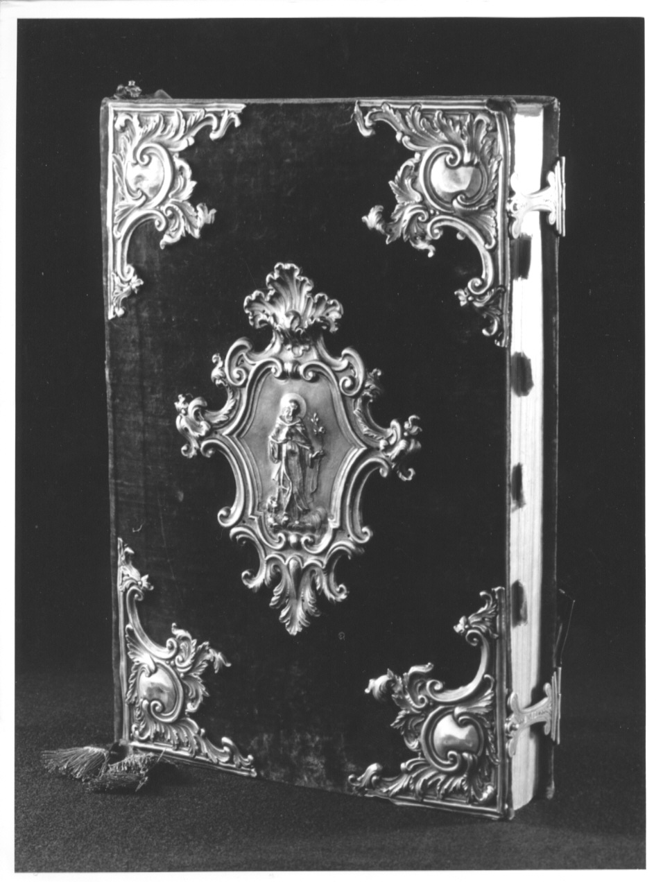 San Domenico/ Santa rosa da Lima (coperta di libro liturgico, opera isolata) - bottega lombardo-veneta (sec. XVIII)