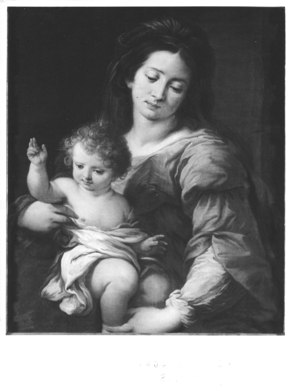 Maria Vergine con Gesù Bambino in braccio benedicente (dipinto, opera isolata) di Nuvolone Carlo Francesco (metà sec. XVII)